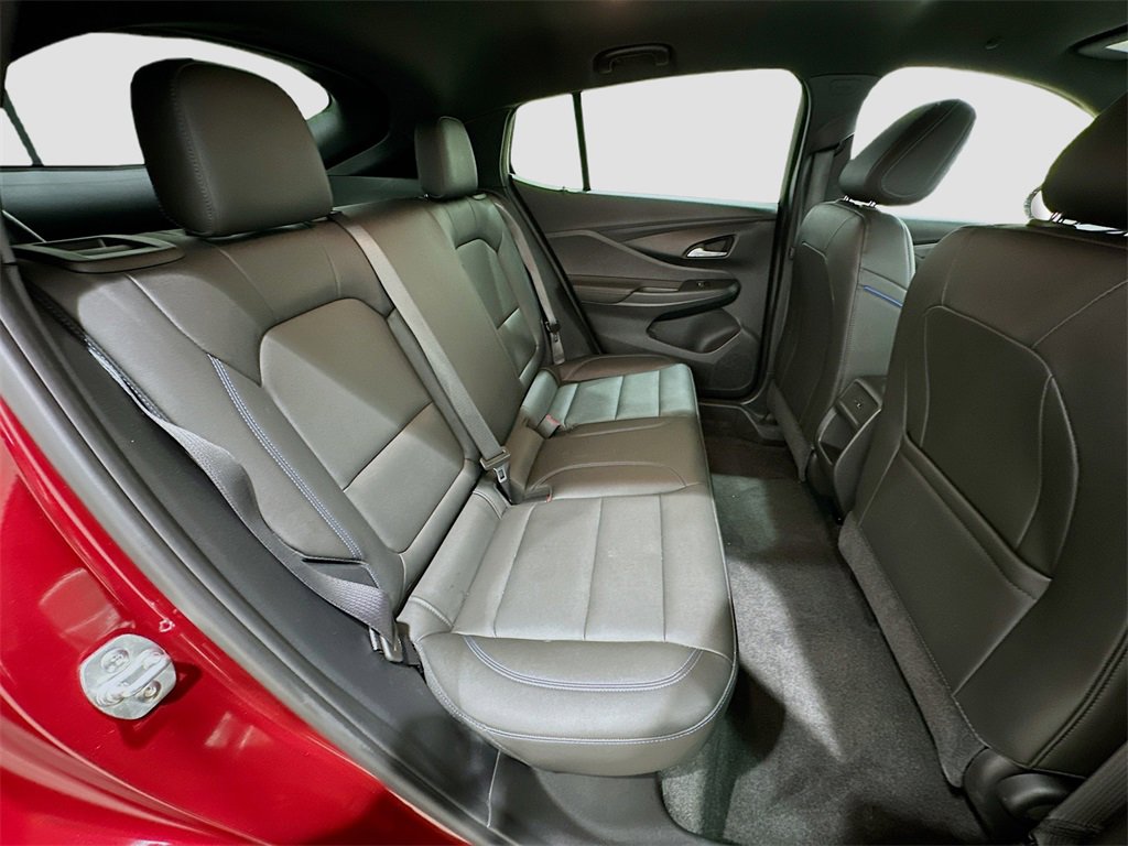 Used 2025 Buick Envista Sport Touring w/ Convenience II Package image 24