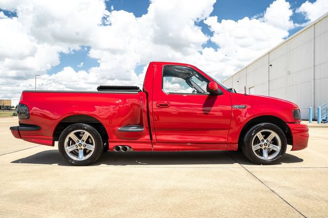 Used 2003 Ford F150 Lightning RWD image 9