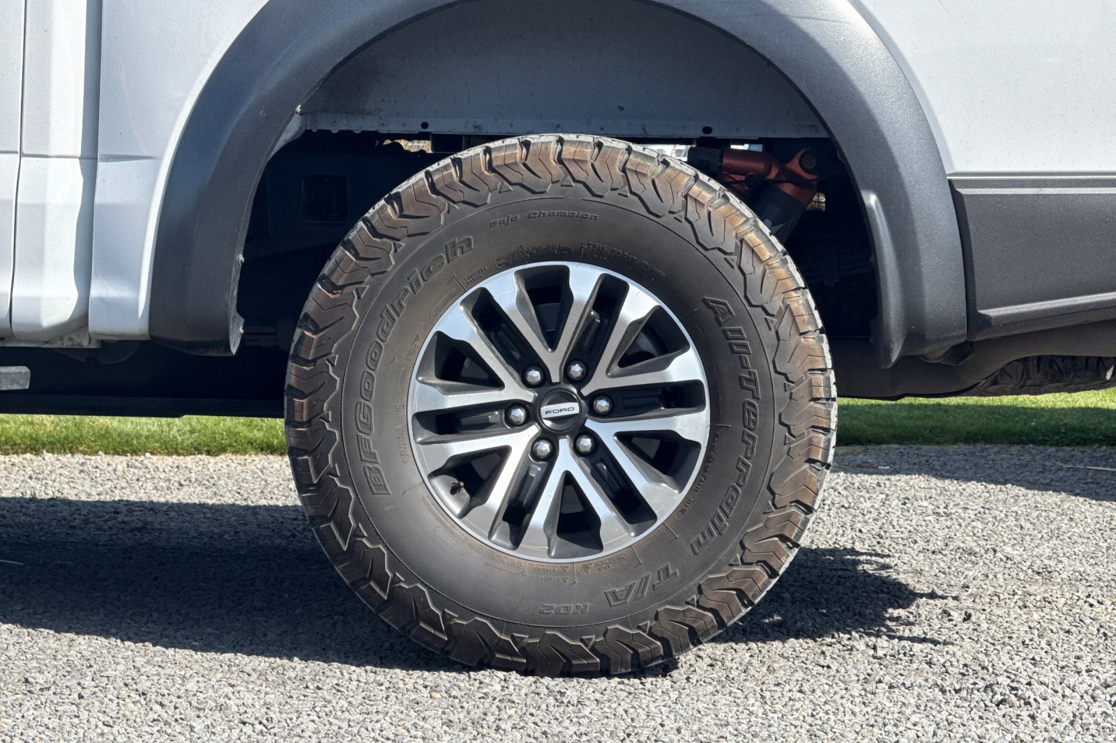 Used 2020 Ford F150 Raptor w/ Equipment Group 802A Luxury AWD/4WD image 44