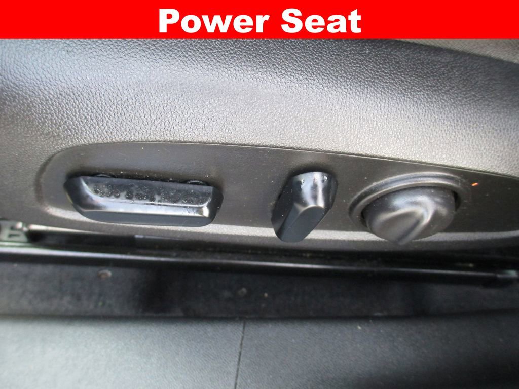 Used 2019 Chevrolet Malibu LT image 22