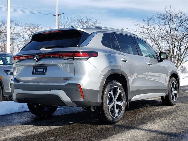 New 2026 Volkswagen Tiguan SE image 3