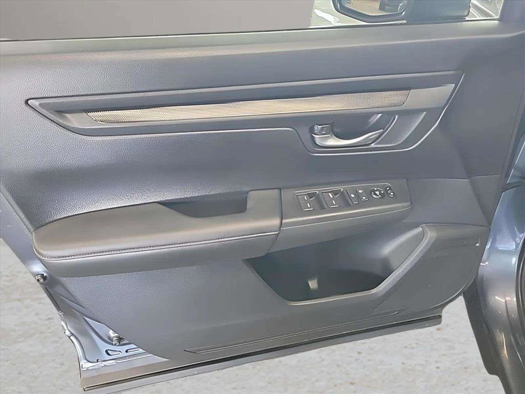Used 2024 Honda CR-V LX image 14