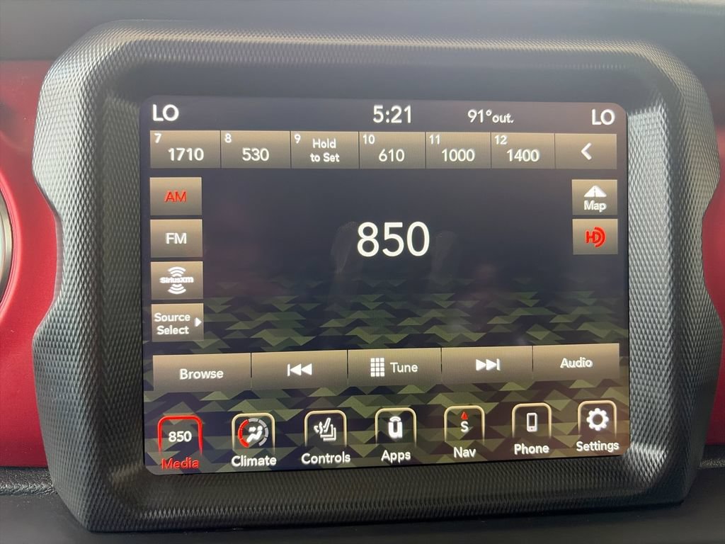 Used 2021 Jeep Wrangler Rubicon AWD/4WD image 14