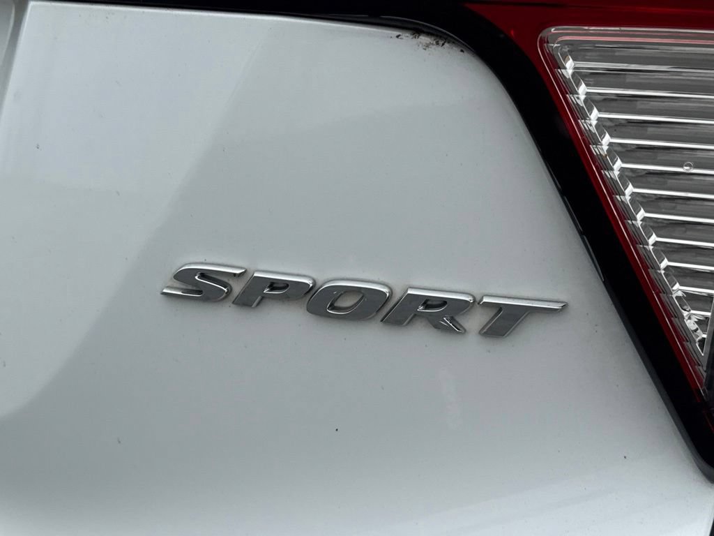 Certified 2022 Honda HR-V Sport image 10