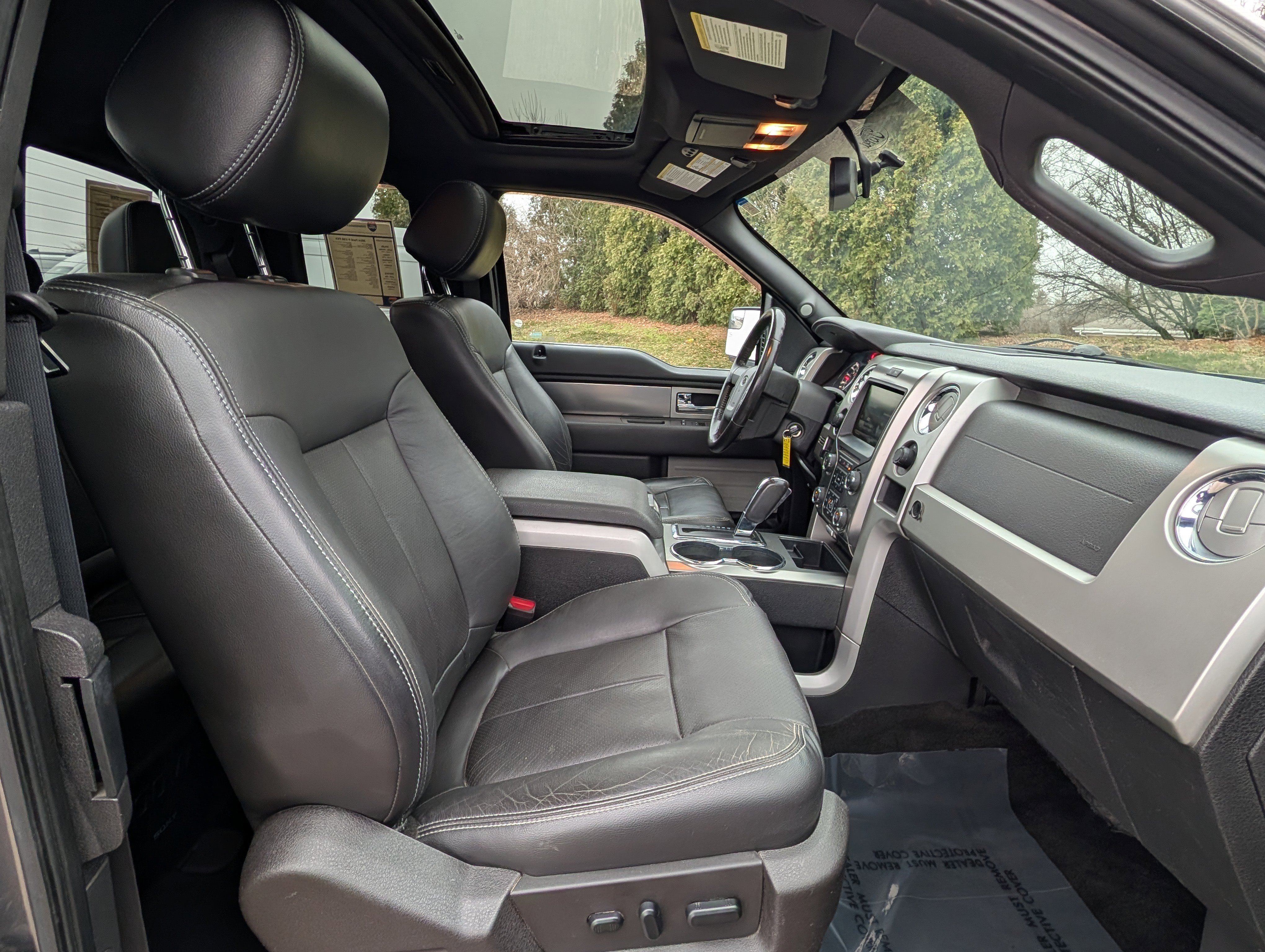 Used 2014 Ford F150 FX4 w/ Equipment Group 402A Luxury AWD/4WD image 13