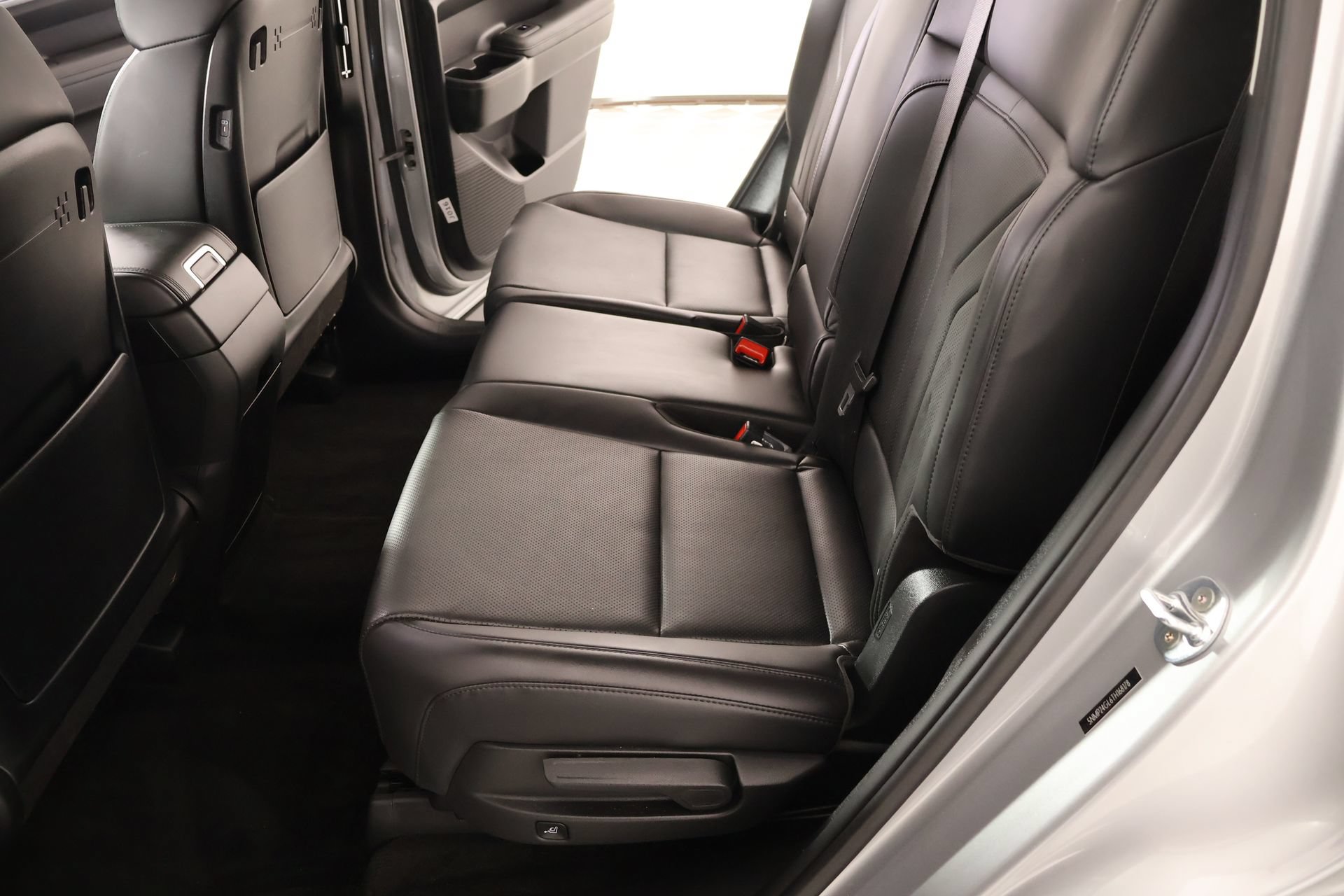 Certified 2026 Hyundai Santa Fe SEL FWD image 11