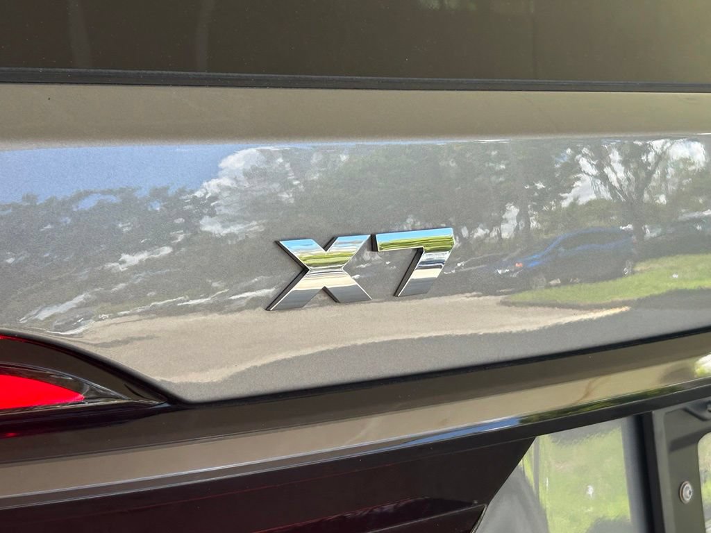 Used 2026 BMW X7 M60i AWD/4WD image 19