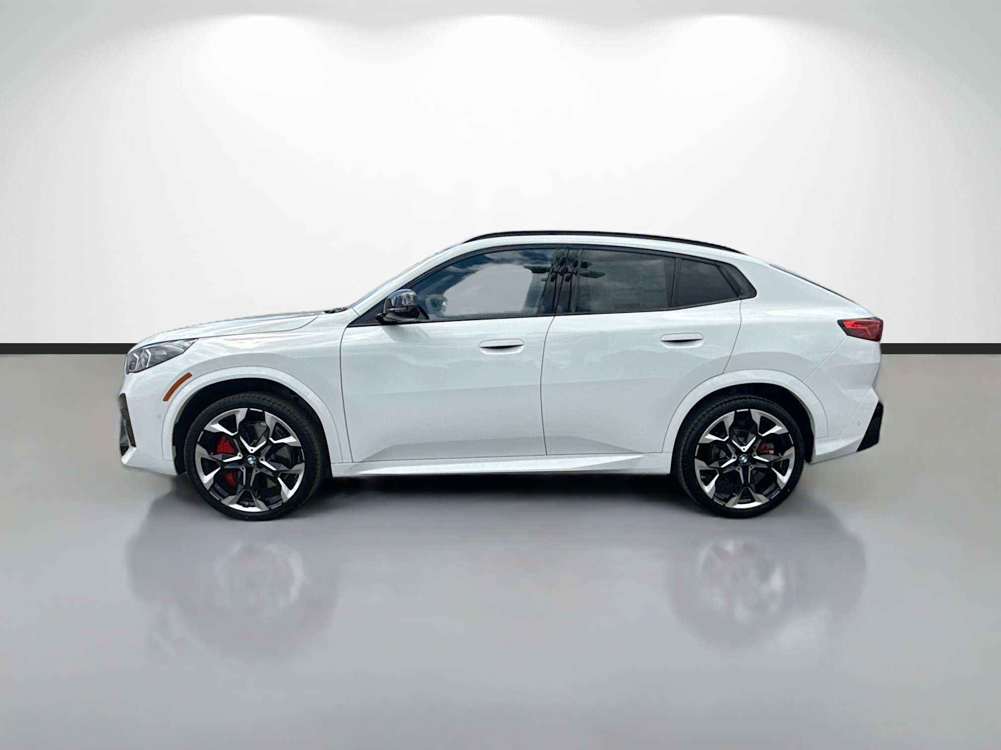 New 2026 BMW X2 xDrive28i w/ Technology Package AWD/4WD image 6