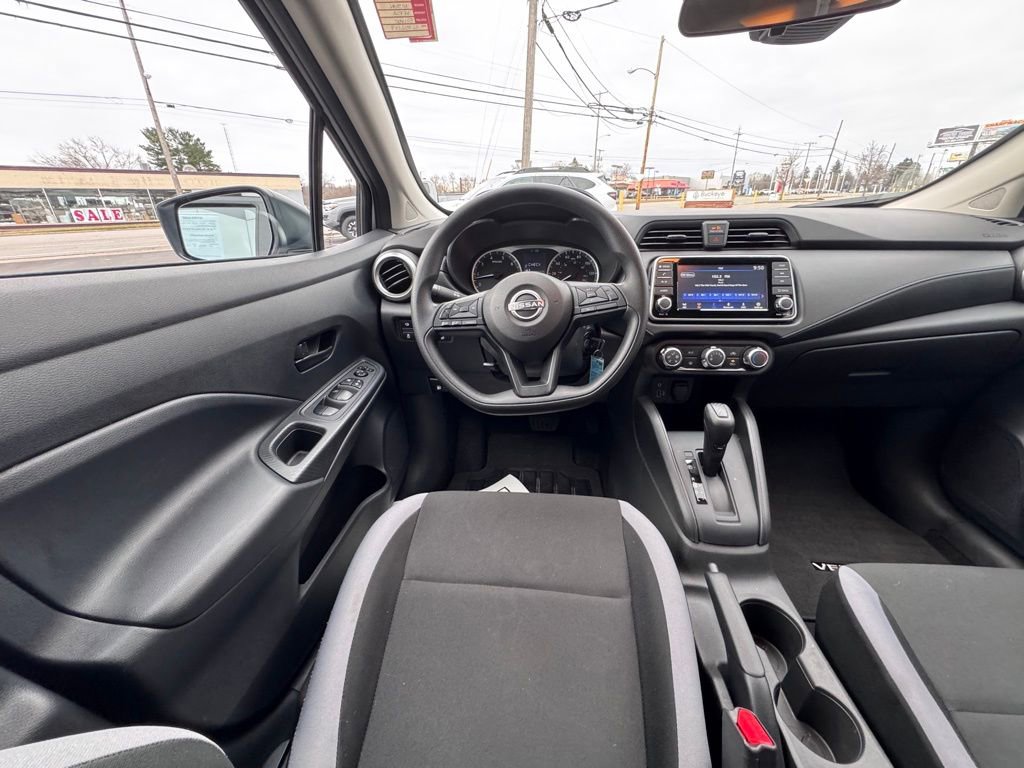 Used 2025 Nissan Versa S w/ Trunk Package image 23