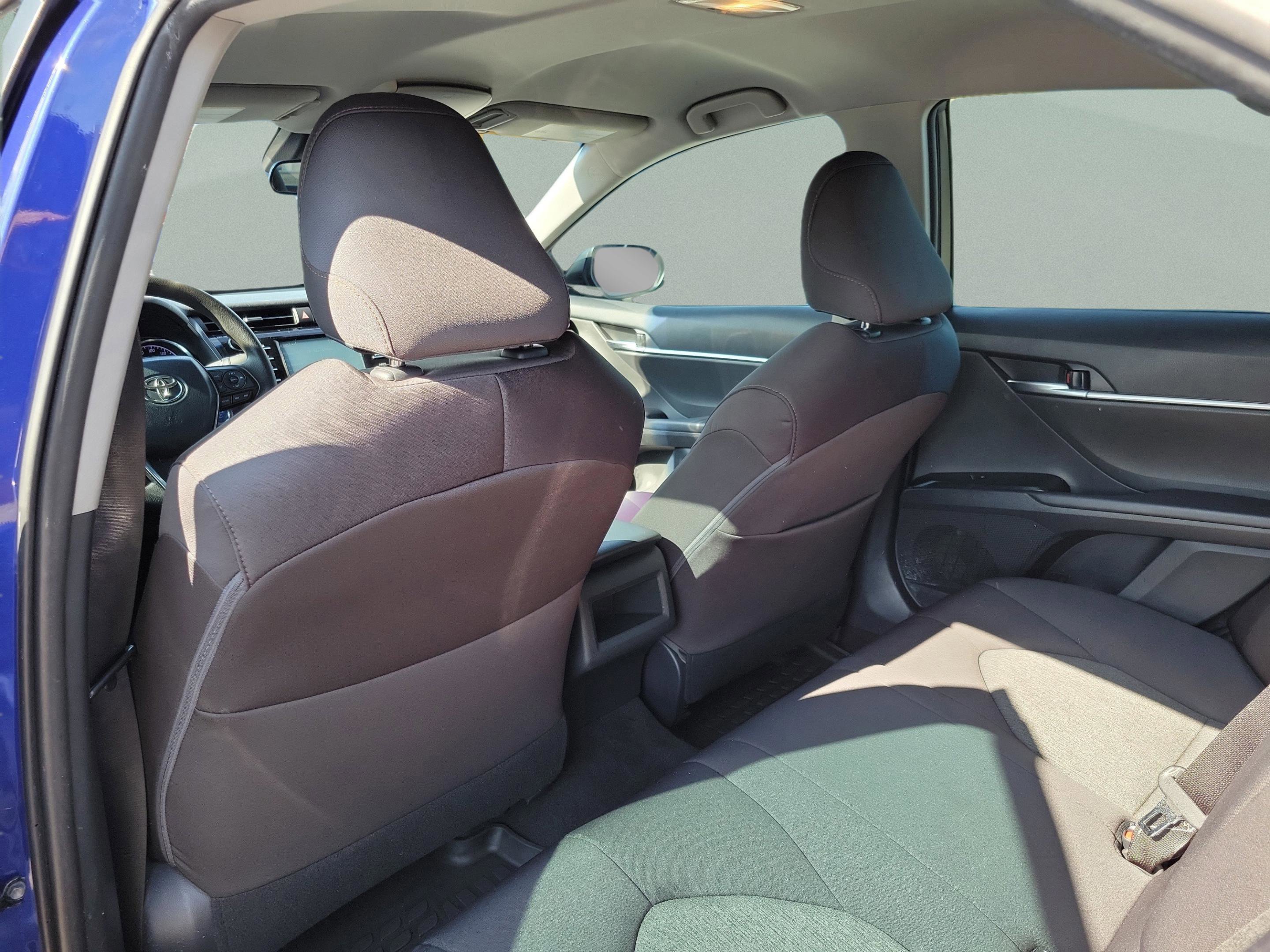 Used 2018 Toyota Camry LE image 21