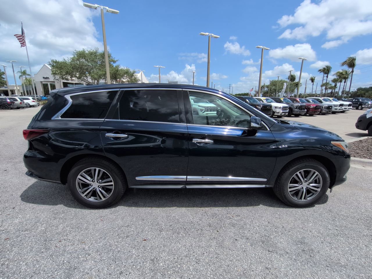Used 2019 INFINITI QX60 Pure AWD/4WD image 4