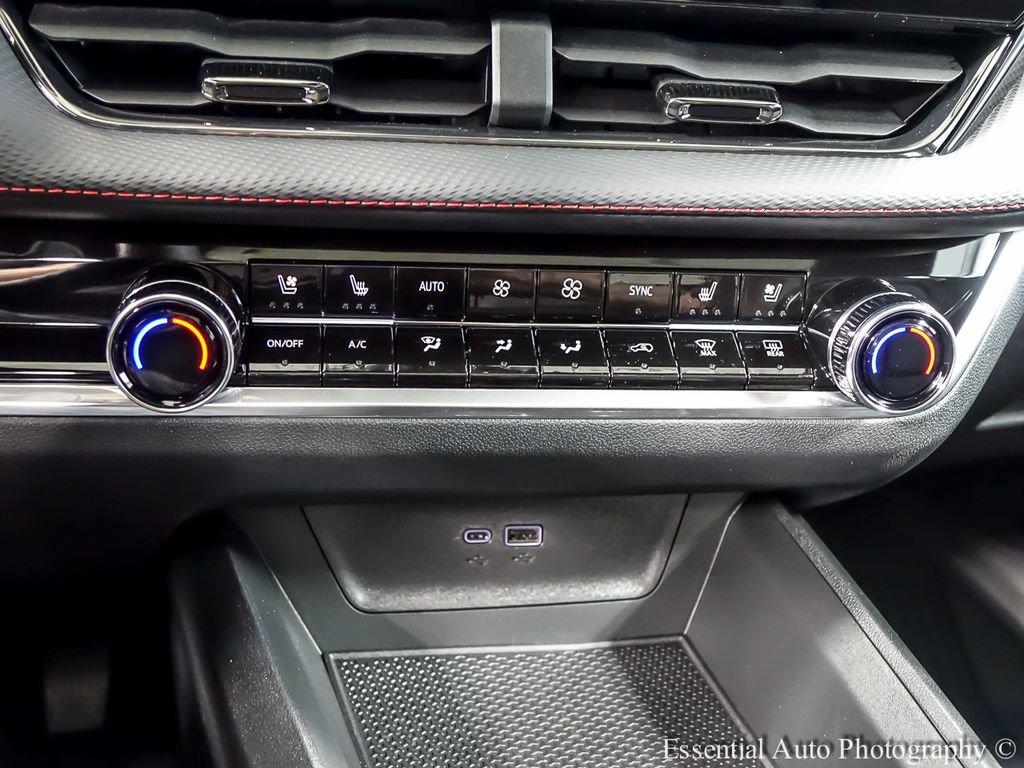 New 2027 Chevrolet Equinox RS w/ Convenience Package III FWD image 17