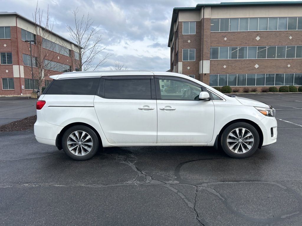 Used 2016 Kia Sedona SX FWD image 8