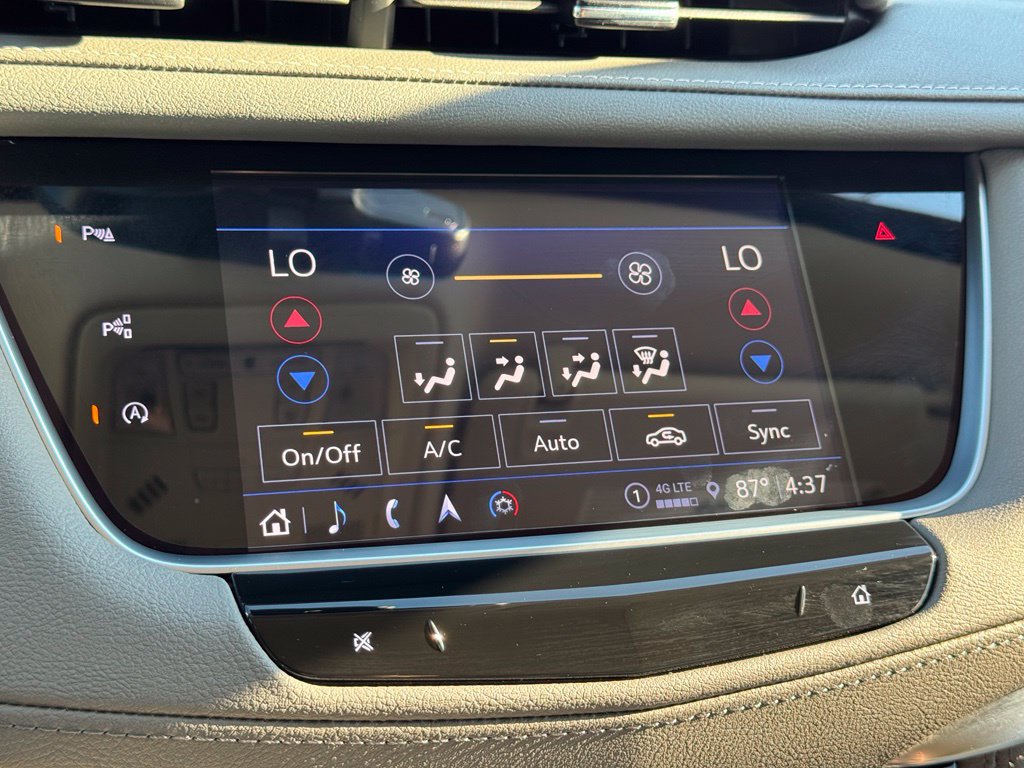 Used 2026 Cadillac XT5 Premium Luxury FWD image 32