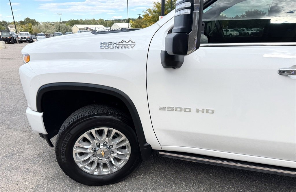 Used 2022 Chevrolet Silverado 2500 High Country w/ LPO, Hitch Package image 11