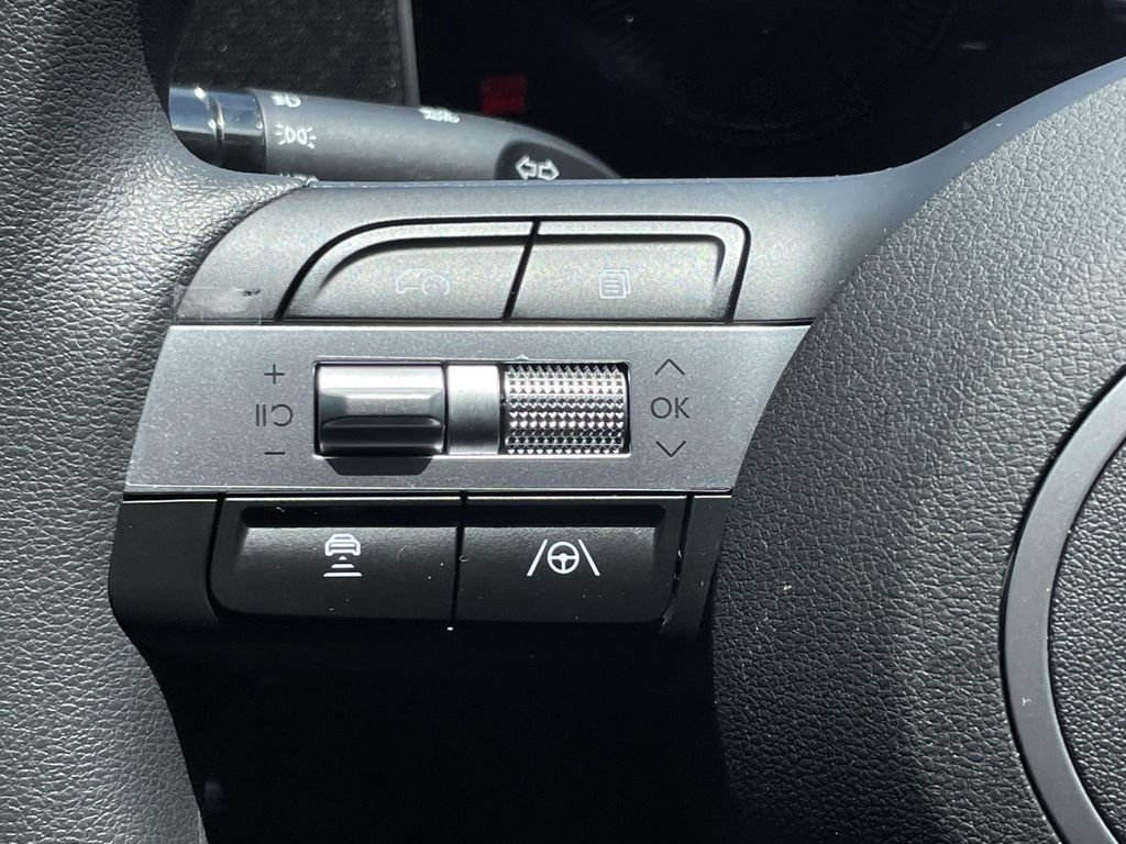 Certified 2026 Hyundai Tucson SE FWD image 19