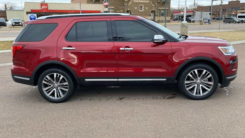 Used 2019 Ford Explorer Platinum AWD/4WD image 4