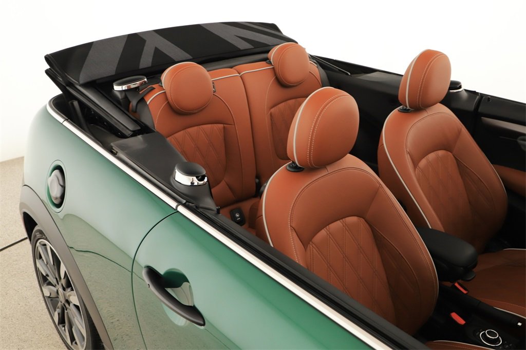 Used 2024 MINI Cooper S w/ Signature Upholstery Package image 36