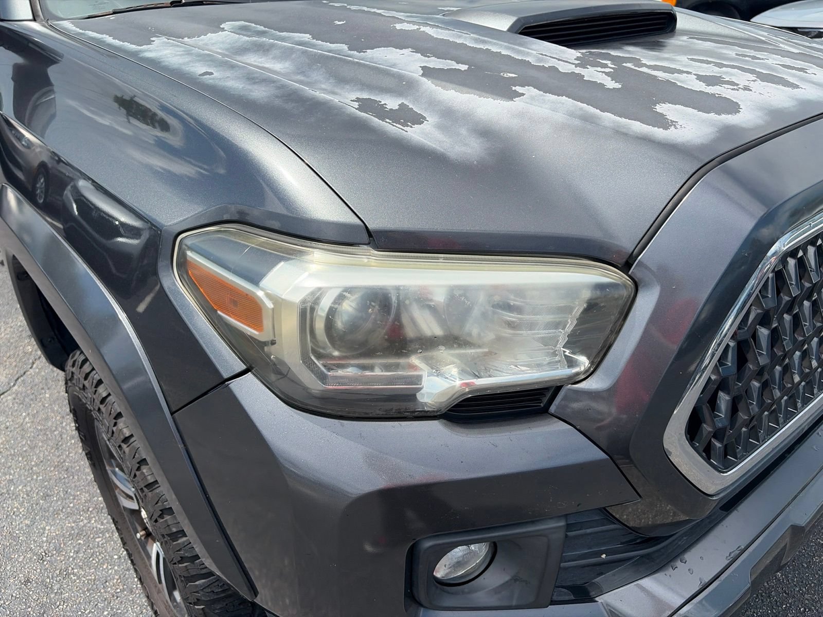 Used 2018 Toyota Tacoma TRD Sport RWD image 18
