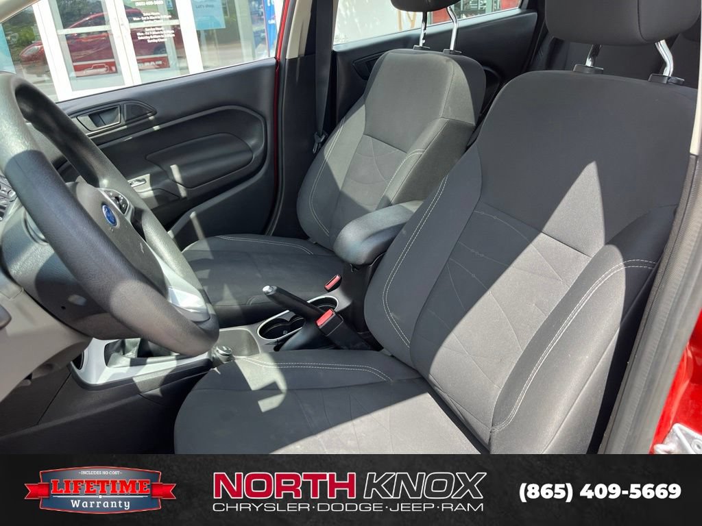 Used 2019 Ford Fiesta SE FWD image 4