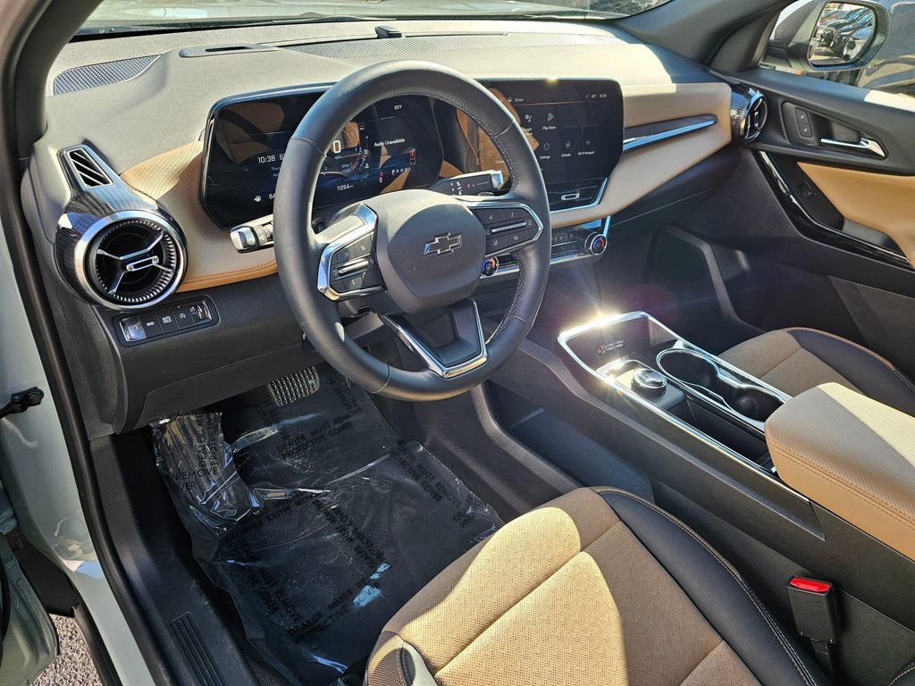 Used 2025 Chevrolet Equinox ACTIV w/ Safety and Technology Package image 19