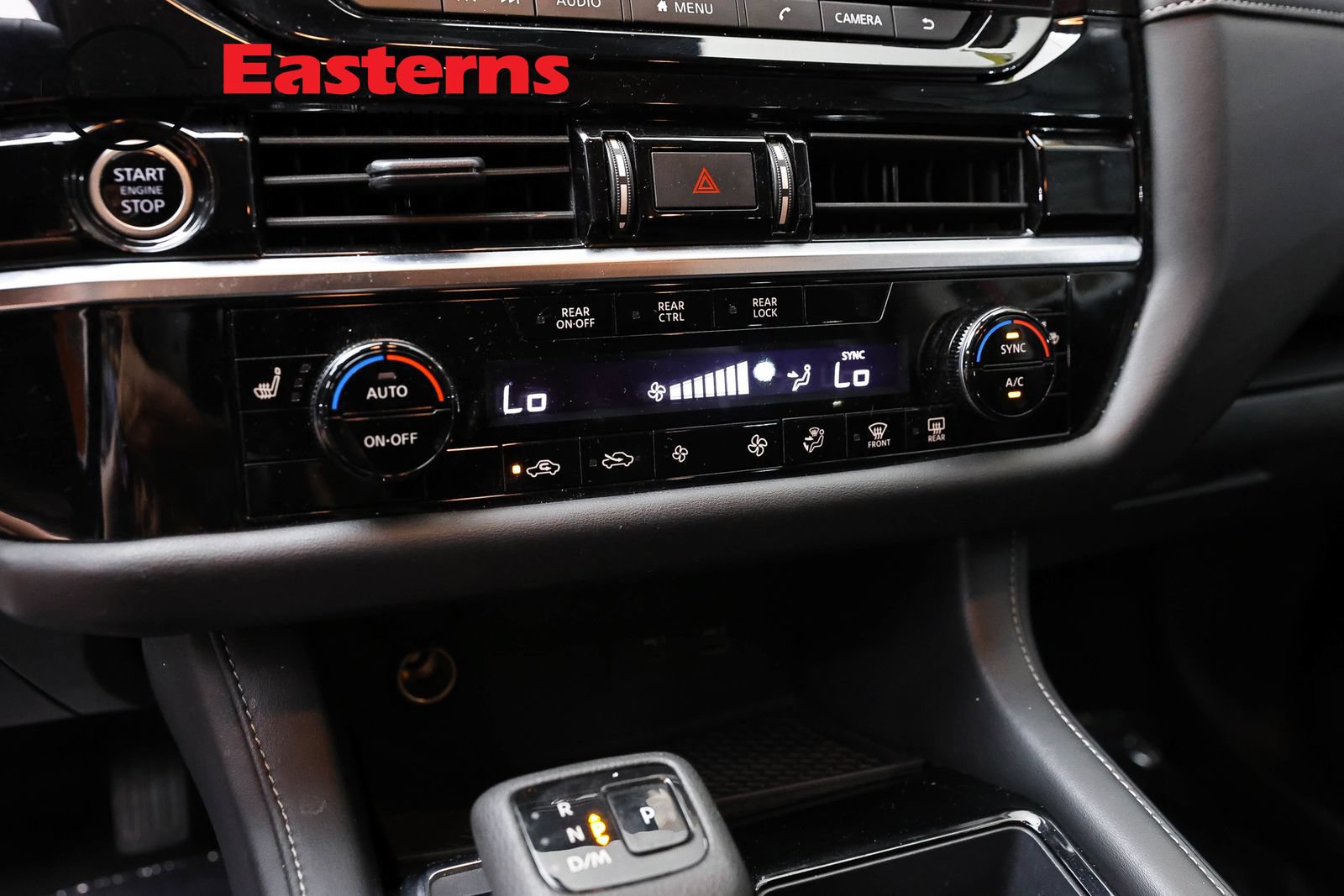 Used 2023 Nissan Pathfinder SV AWD/4WD image 19