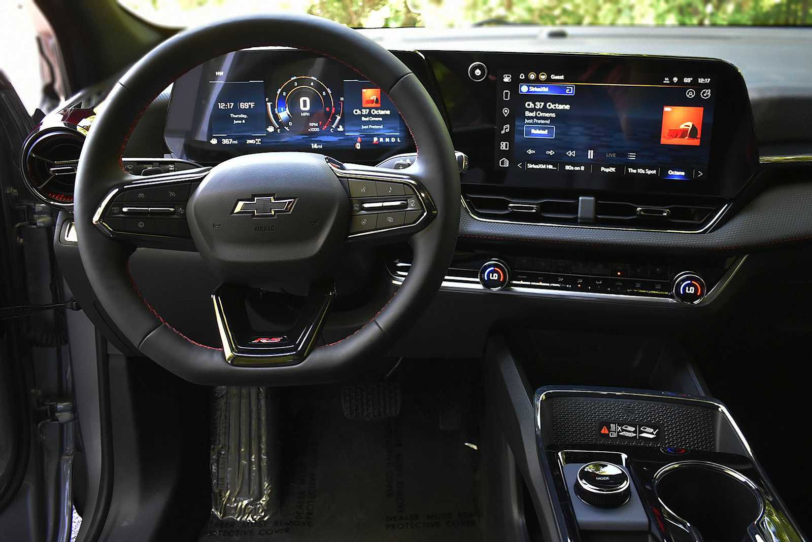 New 2026 Chevrolet Equinox RS w/ Convenience Package III AWD/4WD image 10