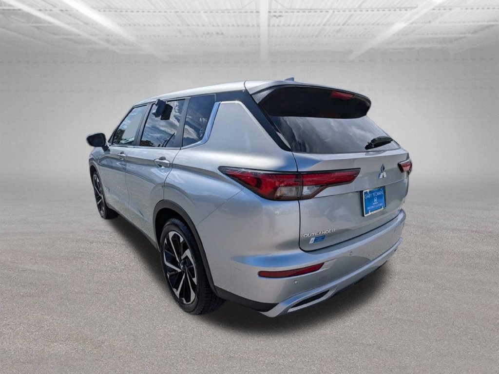 Used 2024 Mitsubishi Outlander SE FWD image 7