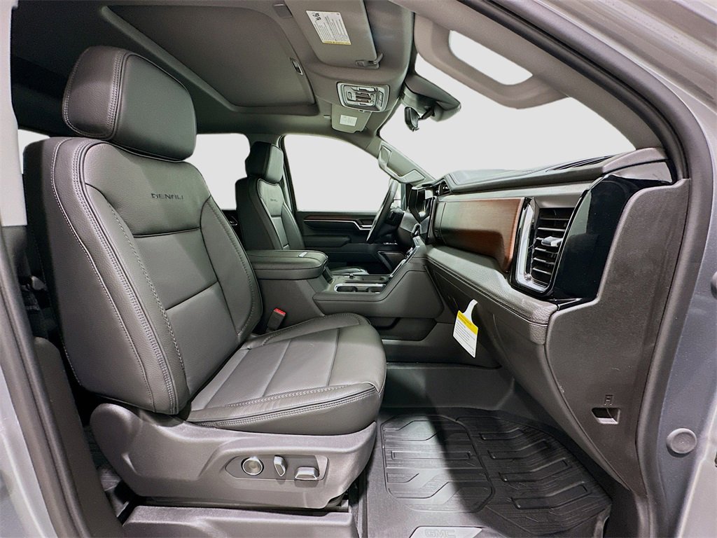 New 2026 GMC Sierra 2500 Denali w/ Denali Reserve Package image 30