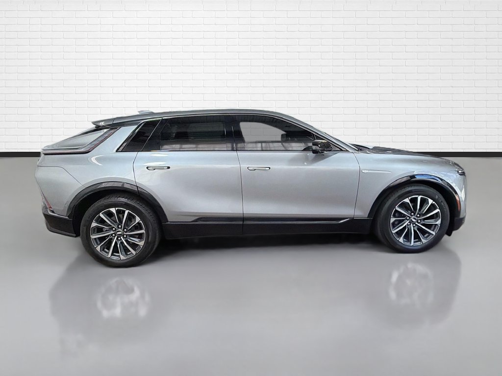 Certified 2024 Cadillac Lyriq Sport AWD/4WD image 10