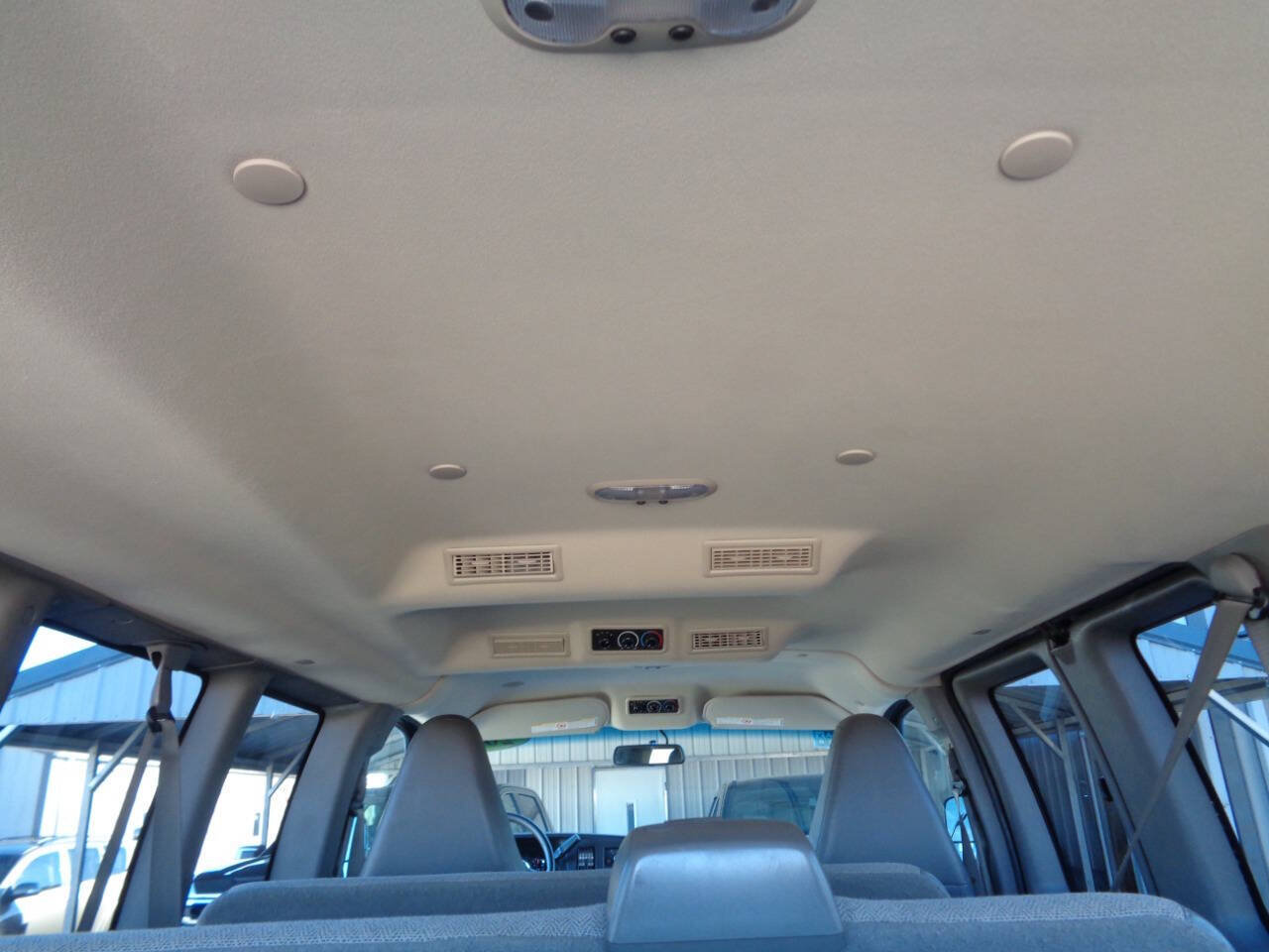 Used 2016 GMC Savana 3500 LT w/ LT Preferred Equipment Group RWD image 58