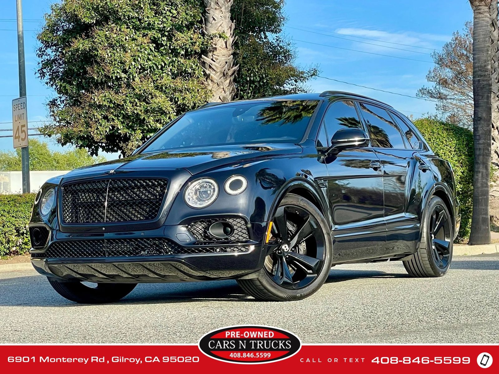 Used 2017 Bentley Bentayga image 52