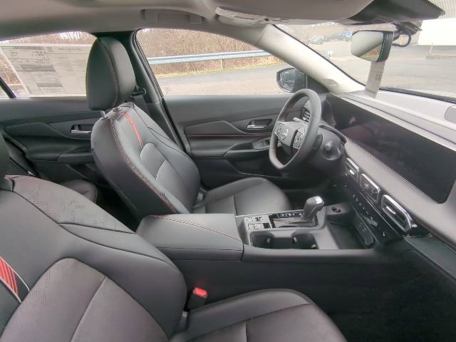 New 2026 Nissan Sentra SR w/ SR Premium Package FWD image 10