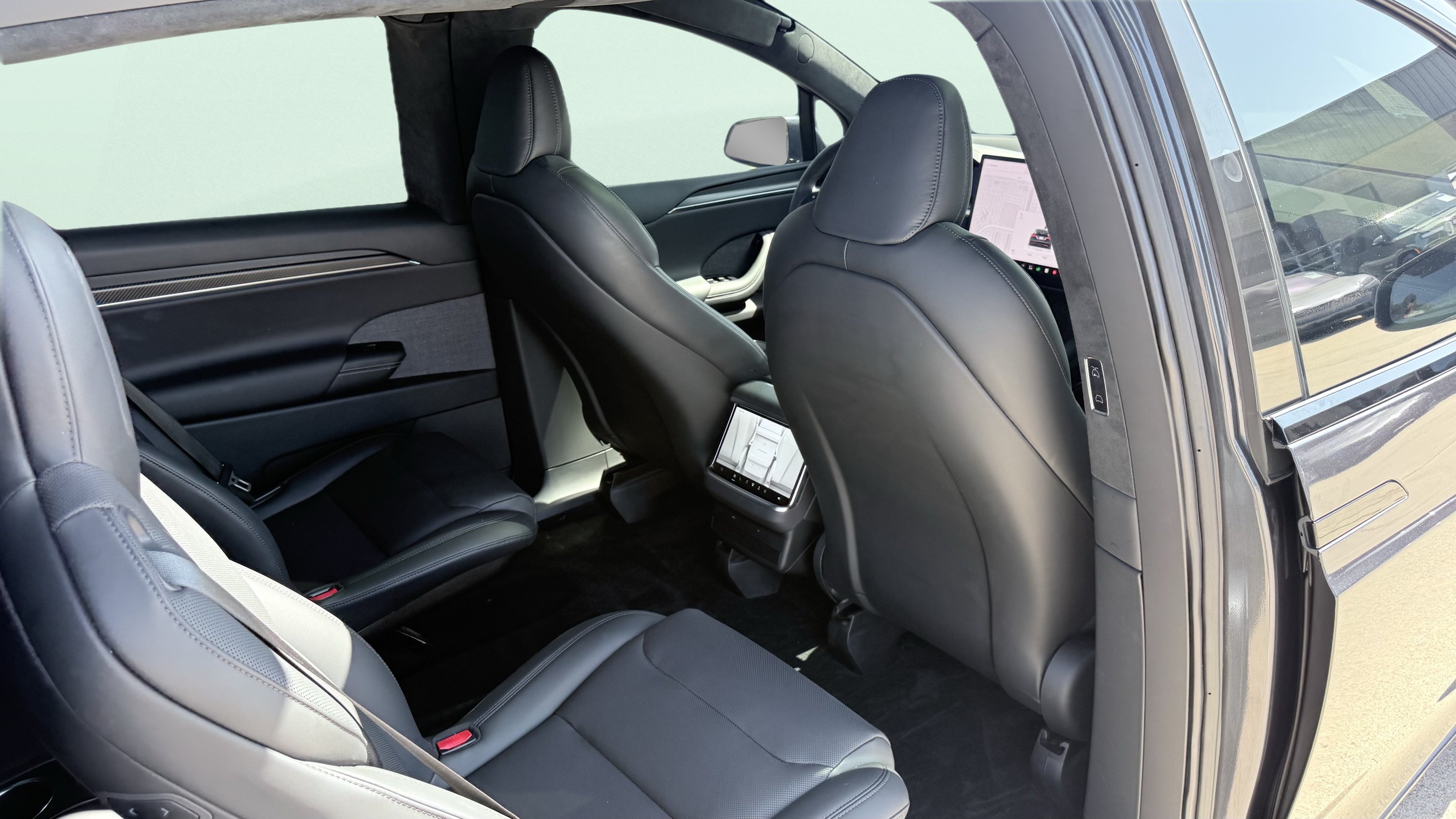 Used 2025 Tesla Model X Plaid AWD/4WD image 46