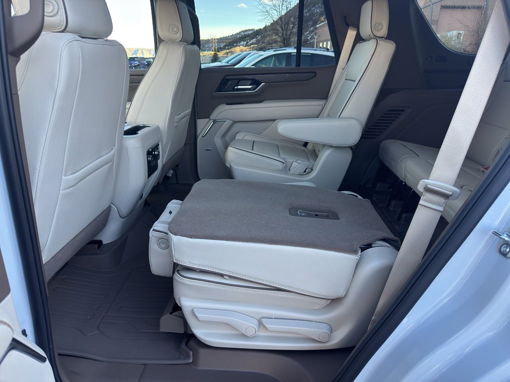 New 2026 GMC Yukon Denali w/ LPO, Floor Liner Package image 18