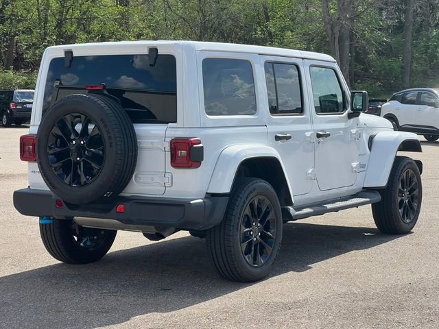 Used 2024 Jeep Wrangler Unlimited Sahara AWD/4WD image 55