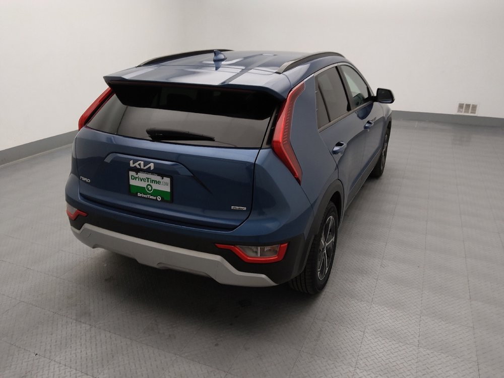 Used 2023 Kia Niro EX image 7