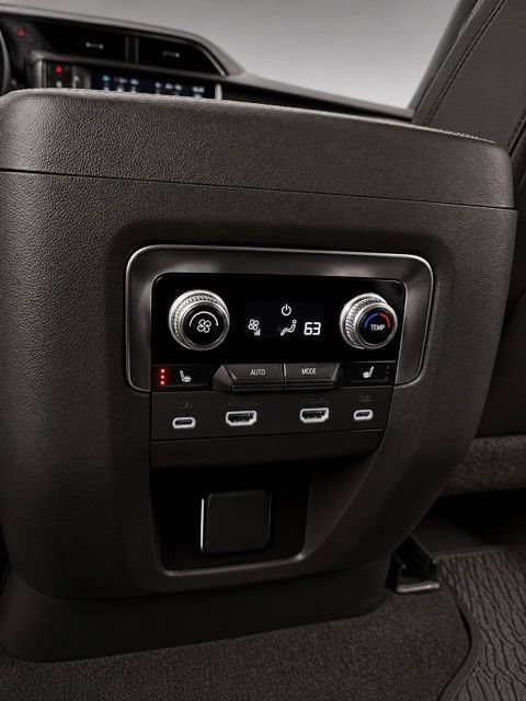 Used 2024 GMC Yukon XL Denali w/ Denali Reserve Package AWD/4WD image 28