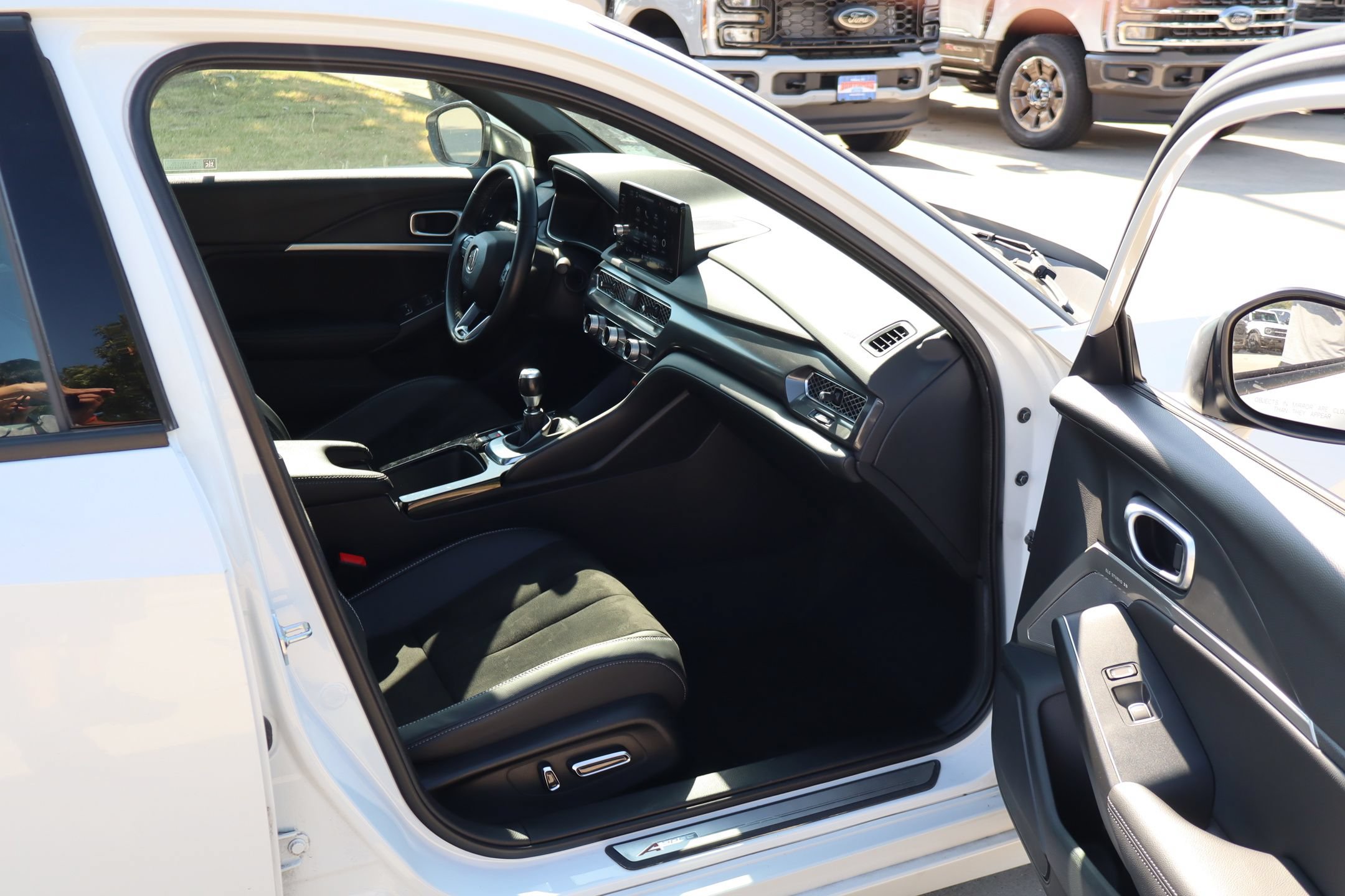 Used 2024 Acura Integra A-Spec w/ Technology Package FWD image 30