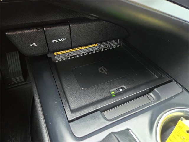 Used 2020 Toyota Camry XLE image 25