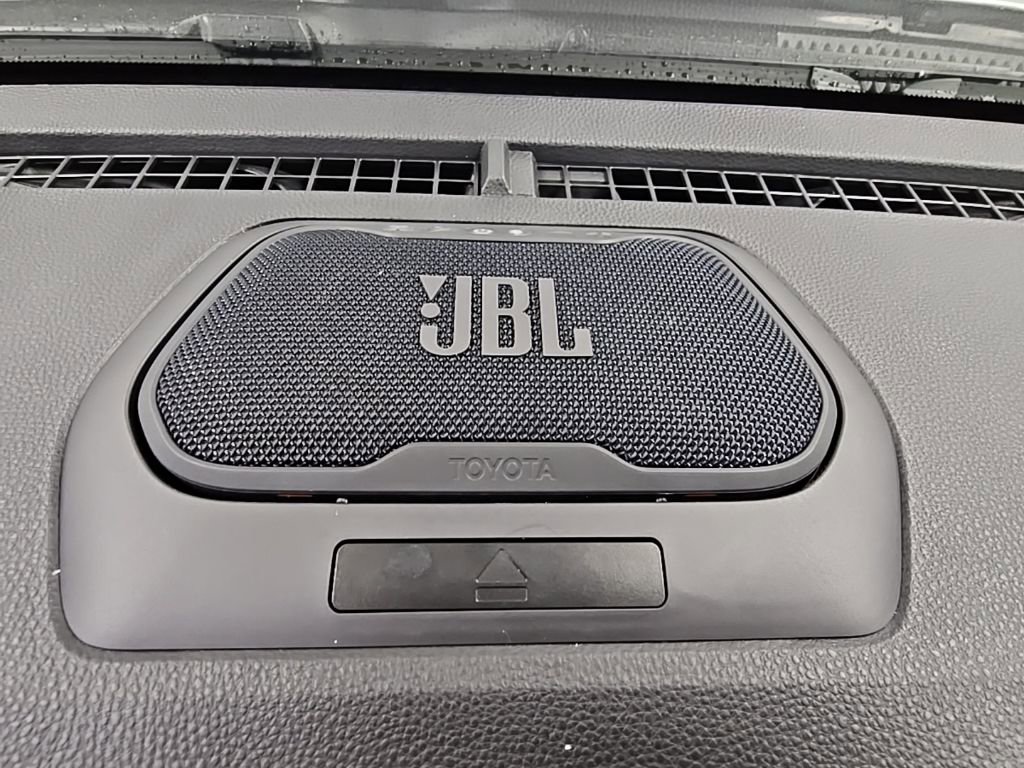 Used 2025 Toyota 4Runner Limited image 31