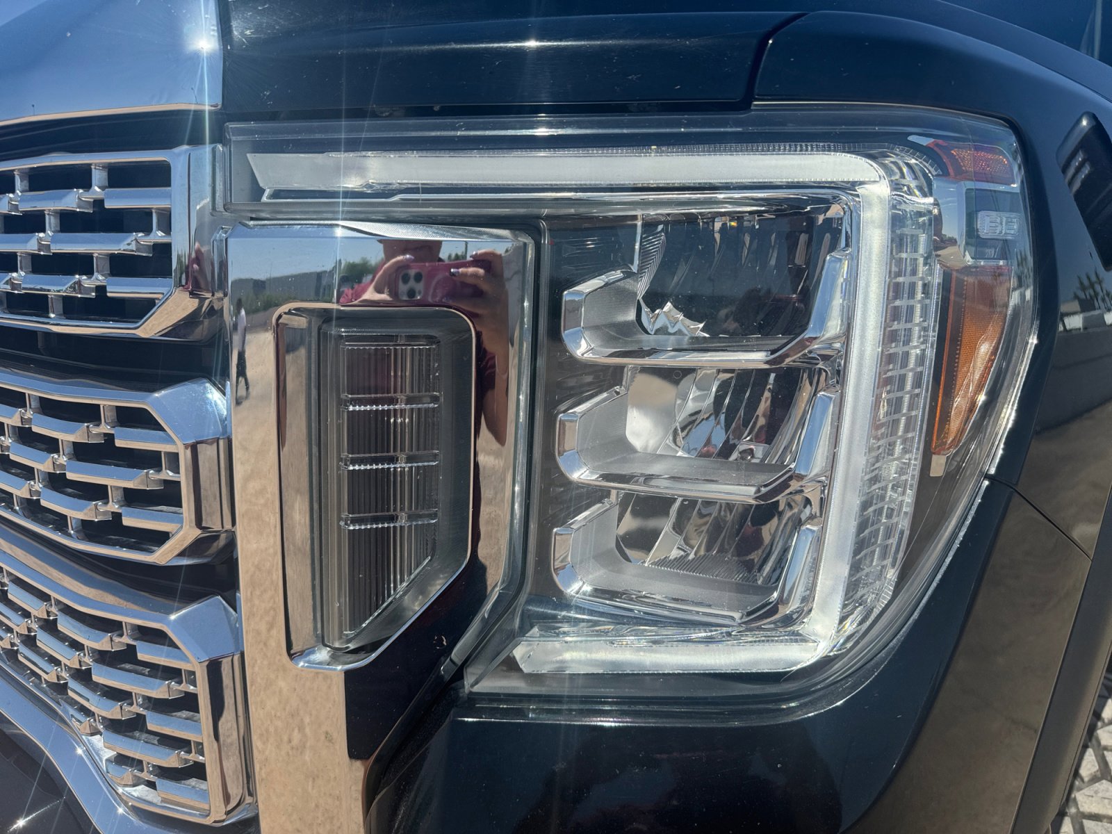 Used 2021 GMC Sierra 2500 Denali AWD/4WD image 9