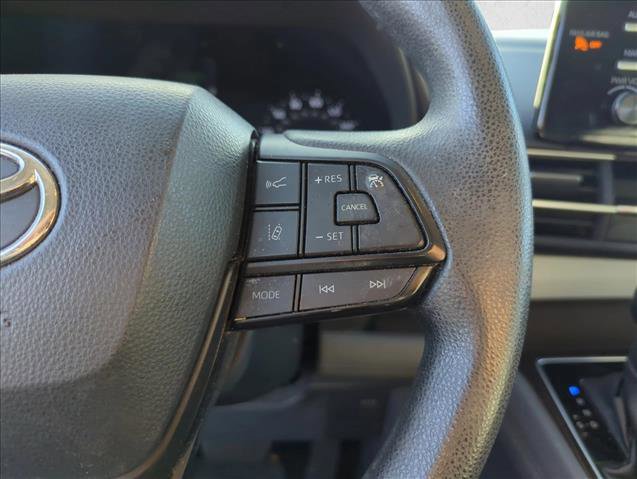 Used 2022 Toyota Sienna LE image 14