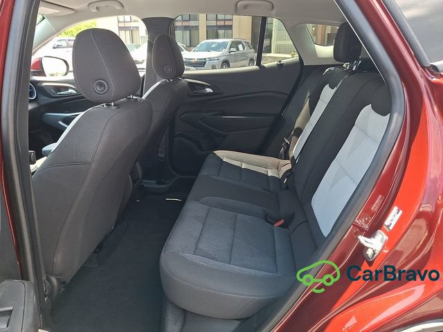 Certified 2024 Chevrolet Trax LS w/ LS Convenience Package FWD image 10