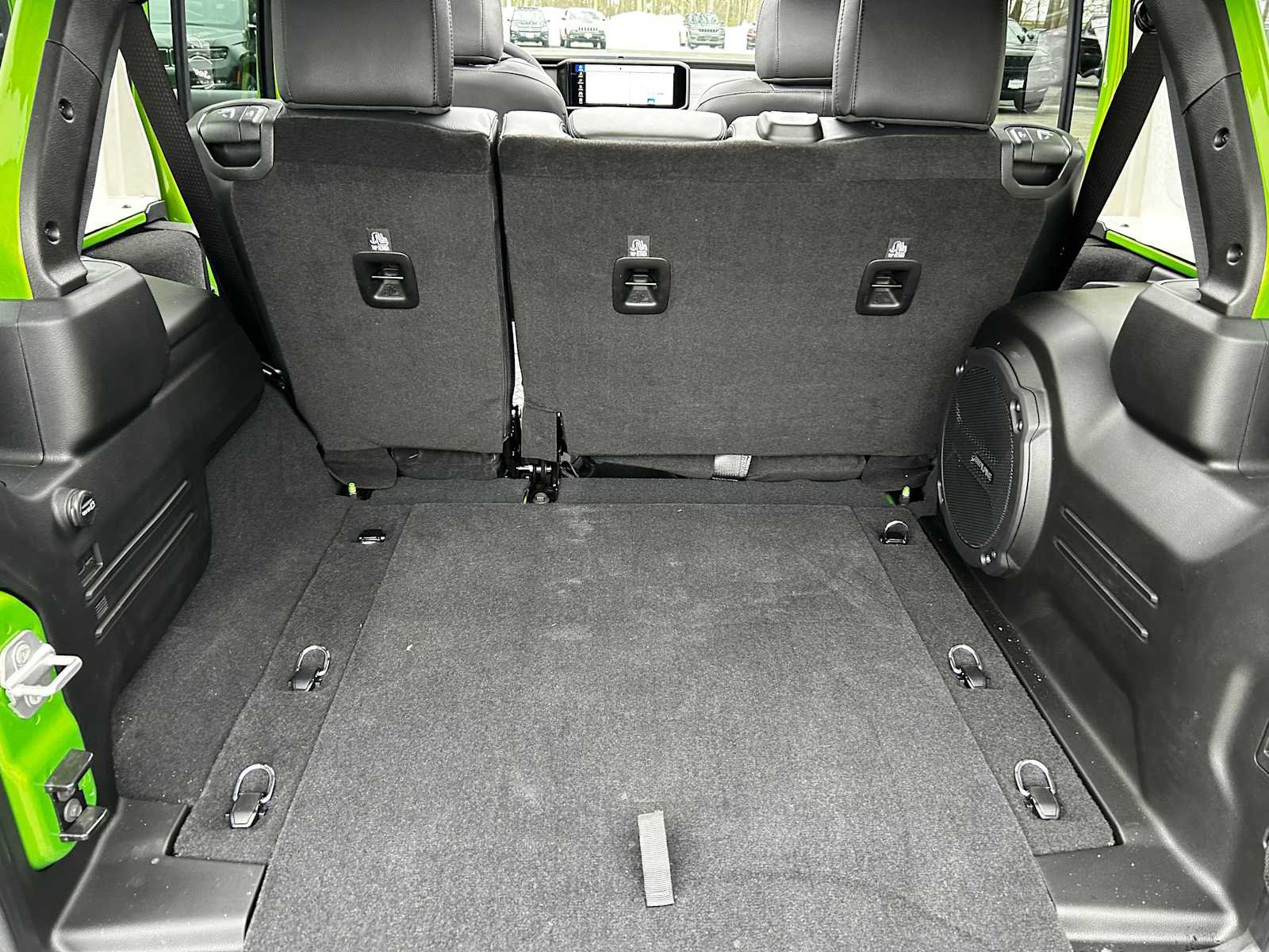 Used 2025 Jeep Wrangler Sport S image 33