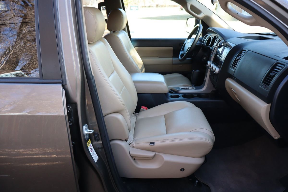 Used 2012 Toyota Sequoia SR5 image 24