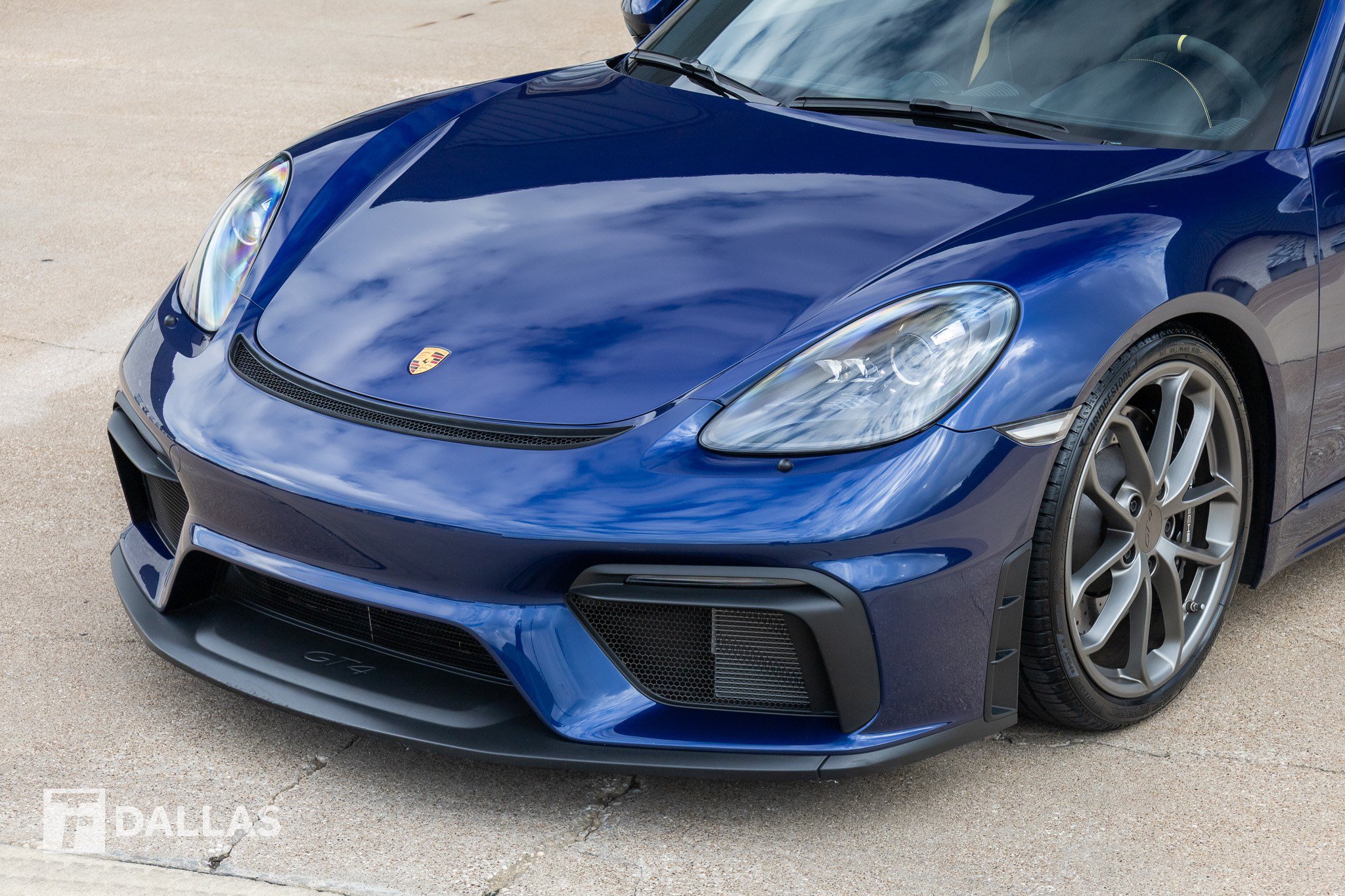 Used 2023 Porsche 718 Cayman GT4 RWD image 6