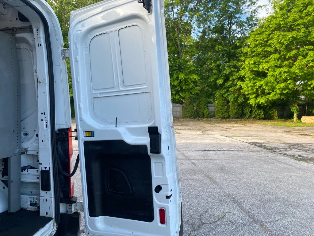 Used 2019 Ford Transit 350 130 Medium Roof RWD image 19