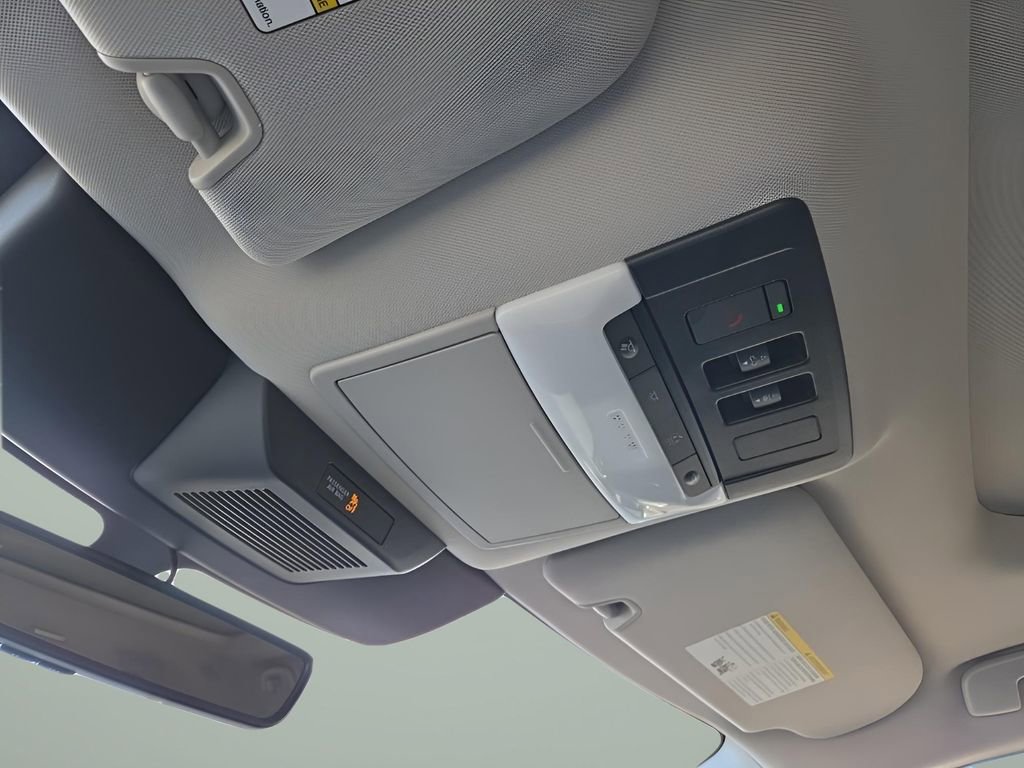 Used 2024 Nissan Pathfinder SL w/ SL Premium Package image 24