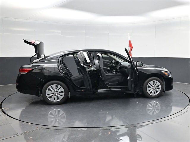 Used 2025 Nissan Sentra S image 58